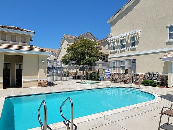 5th image of 4841 Sapphire Way