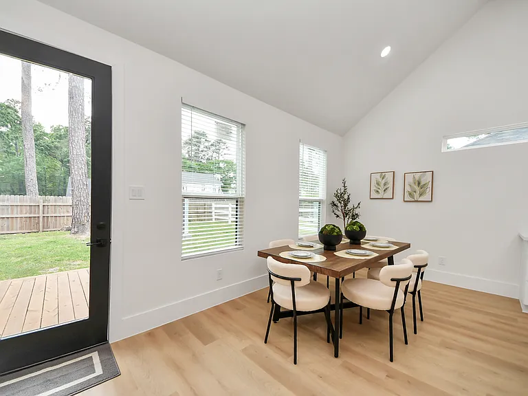 23851 Creekwood Dr — Photo 28