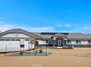 21056 South Rd, Apple Valley, CA 92307