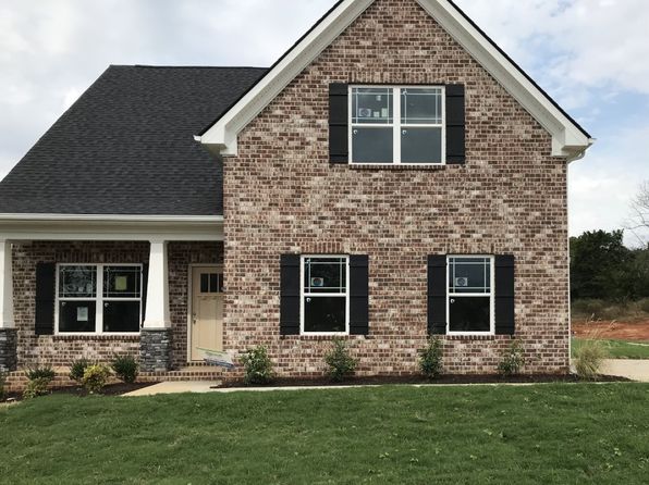 142 Watershed Ct, Ashland City, TN 37015