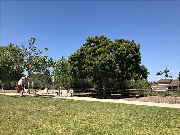 5th image of 2449 Seagull Ave