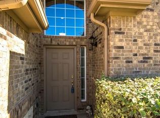 5617 Grenada Dr, Fort Worth, TX 76119