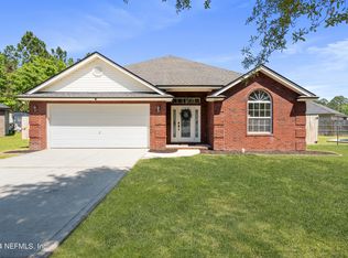 571 Pine Crest Ct, Macclenny, FL 32063