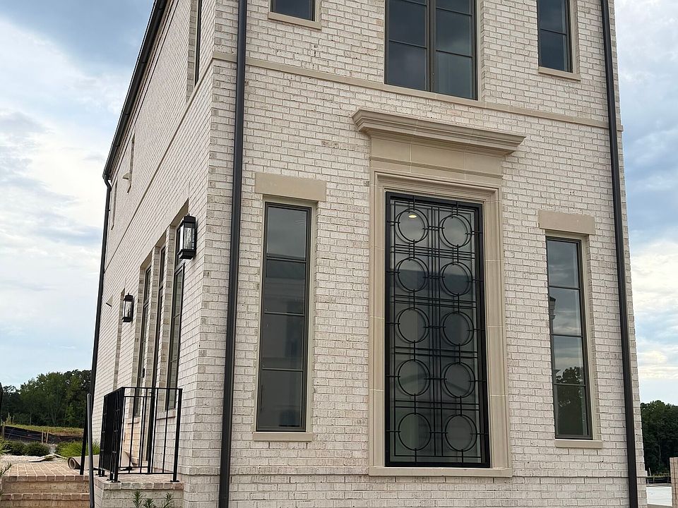 1st image of 310 6th St