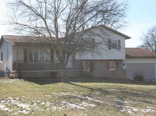 3858 Rolling Ridge Rd NE, Canton, OH 44721