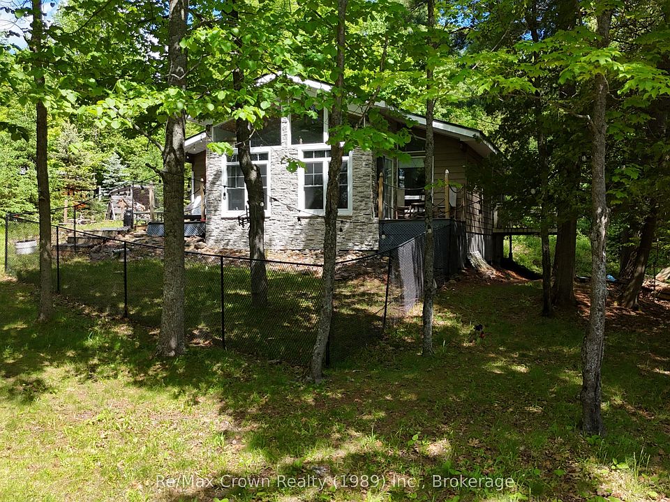 1st image of 935 Limberlost Point Rd