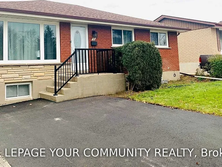 16 Belvedere Blvd — Photo 1