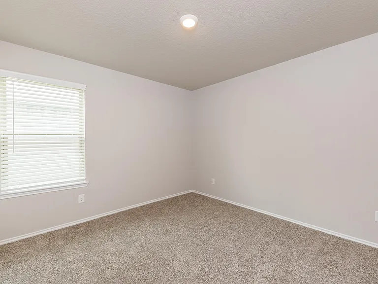 5114 Radiant Dawn Dr — Photo 32