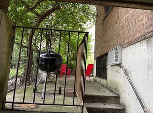 2911 Newtown Ave APT 1B, Astoria, NY 11102