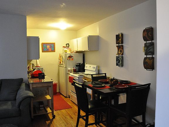 4th image of 5732 N Winthrop Ave #307