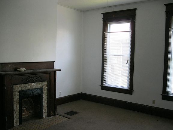 4th image of 709 Westbourne Ave