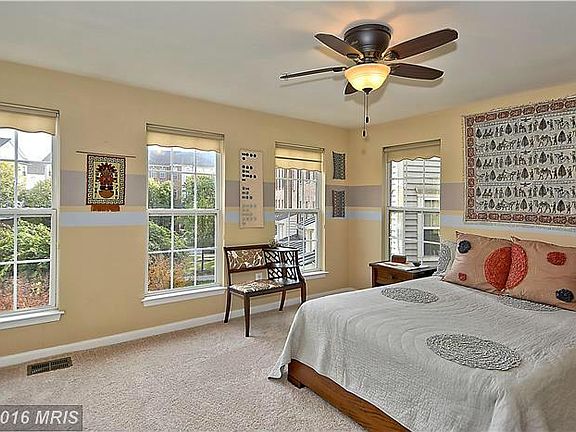 5th image of 333 Cross Green St #333A