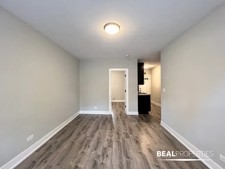 701-715 West Brompton — Photo 34