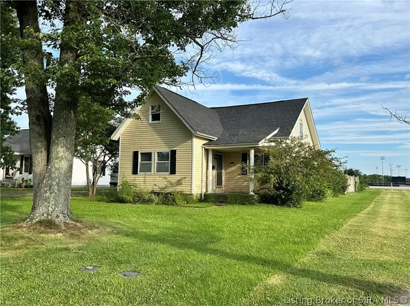 277 E Main Street, Austin, IN 47102