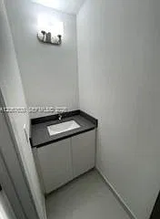 4 bed, 3.0 bath, 1760 sqft, $3,500 — Photo 3