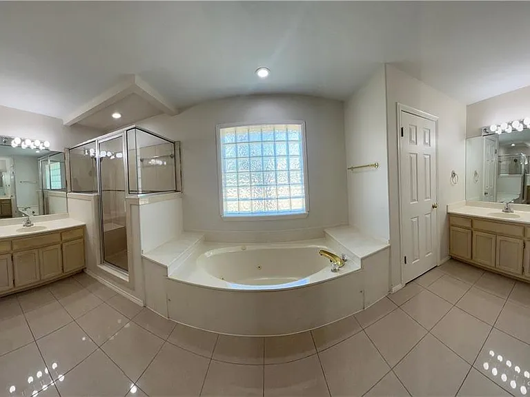 1703 Sunrise Ln — Photo 14