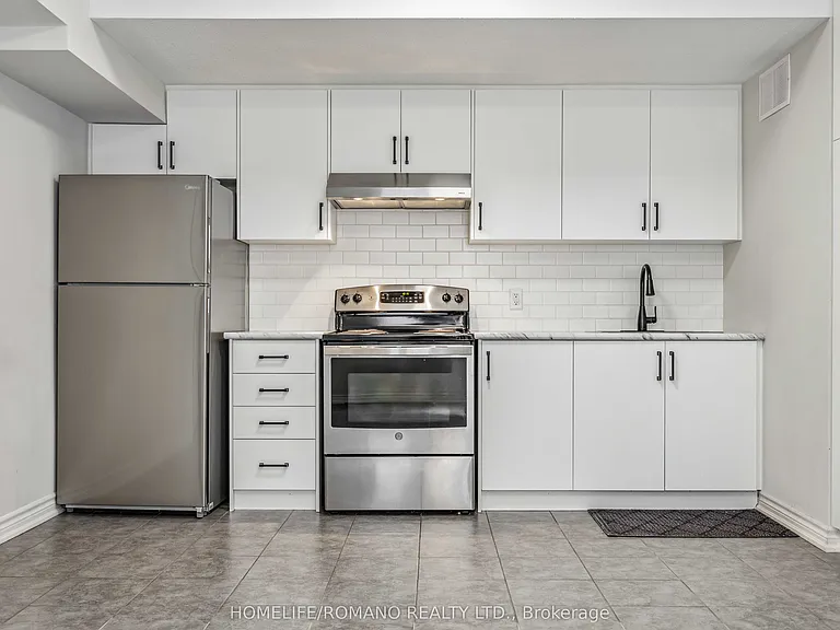 34 Gianmarco Way #BASEMENT — Photo 7