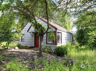 206 Rocky Point Rd, Kelso, WA 98626