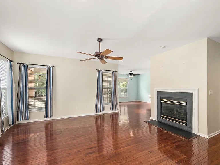 9 Penhurst Ct — Photo 5