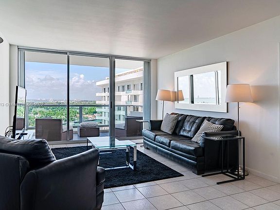 3rd image of 5151 Collins Ave APT 1621
