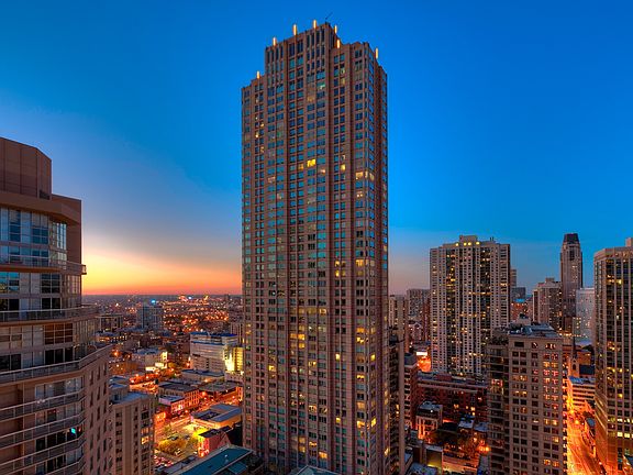 2nd image of 550 N State St #2504