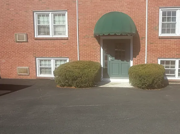 210 Hillside Ave, Needham, MA