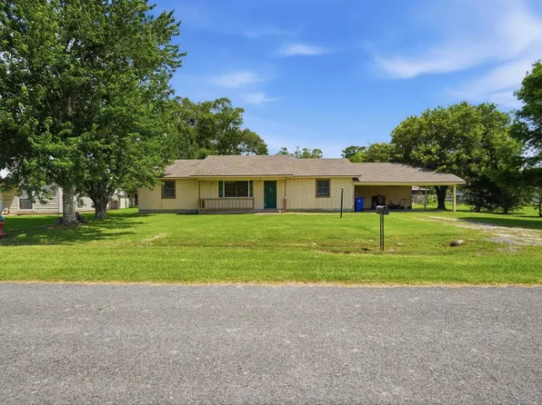 1516 Coreze St, Kinder, LA 70648