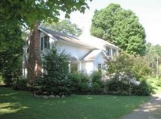 18690 Snyder Rd, Chagrin Falls, OH 44023