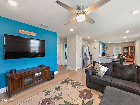 5th image of 6452 Eastland Cir