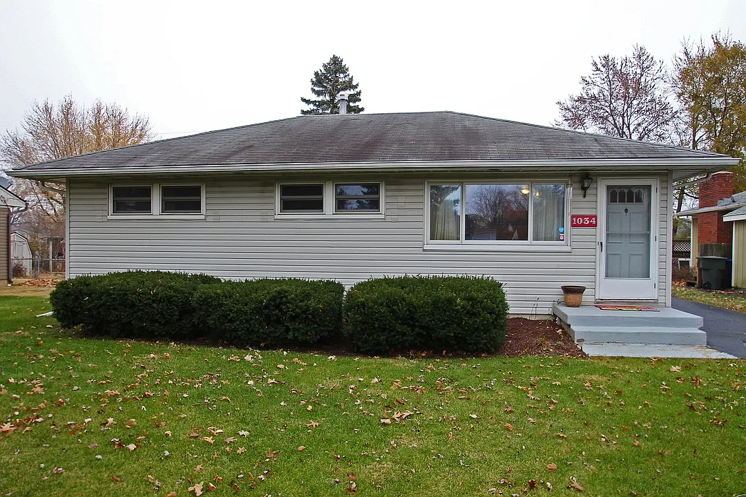 1034 Wiltshire Rd photo 1