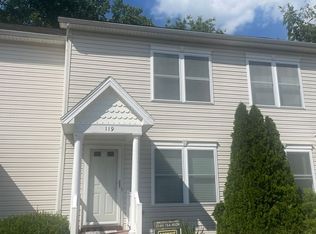 119 Trimmer Trl, Lexington, VA 24450