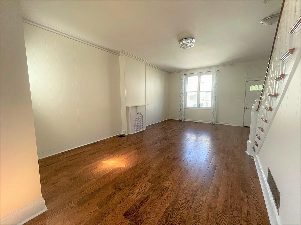 Building Photo - 164 Kalos St