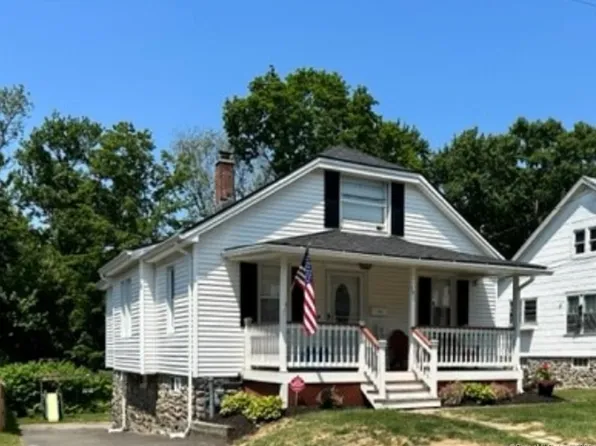 141 Academy Avenue, Waterbury, CT 06705