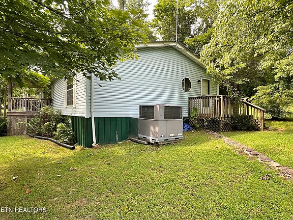 5th image of 3000 Fairview Rd