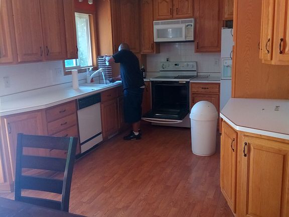 2nd image of 8420 Sumter Cir N