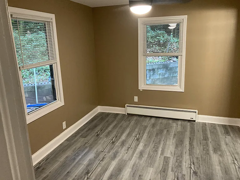 8 Christopher St #8B — Photo 6