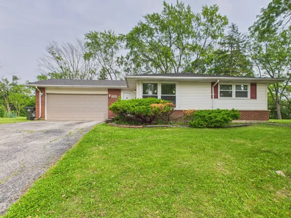 3217 Woodworth Pl, Hazel Crest, IL 60429