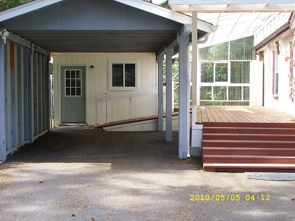 Bonus Rm,Carport,deck