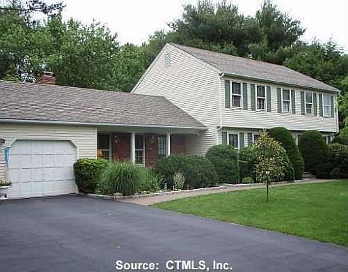 2nd image of 518 Redstone Dr