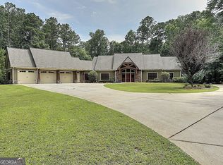64 Waterview Ct, Lagrange, GA 30240