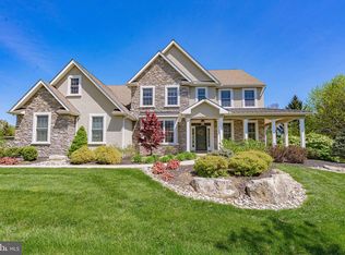 232 Cobblestone Ln, Bethlehem, PA 18020