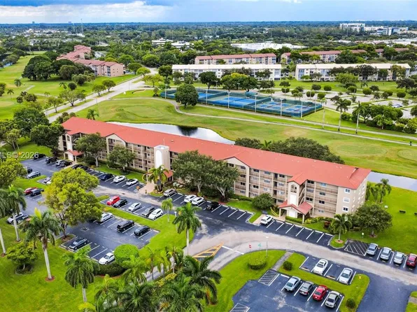901 SW 128th Ter APT 212A, Hollywood, FL 33027