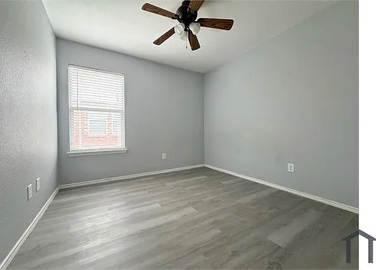 1913 Grand Fir Dr — Photo 11