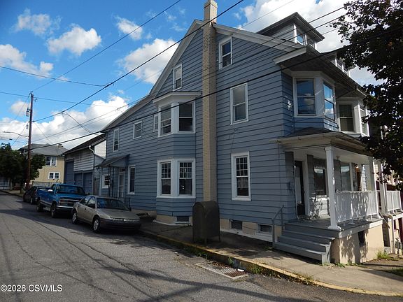 3rd image of 927 N Shamokin St