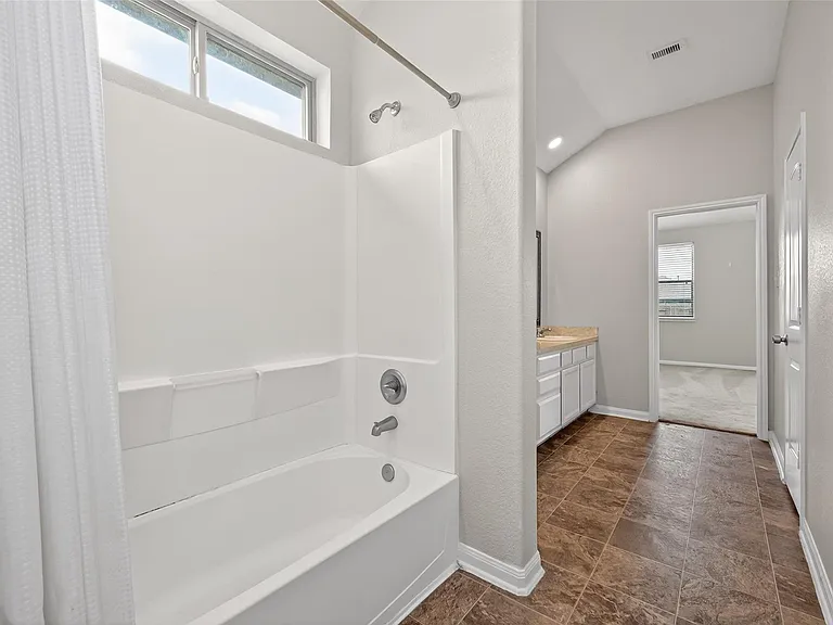 13922 Katlin Rd — Photo 37