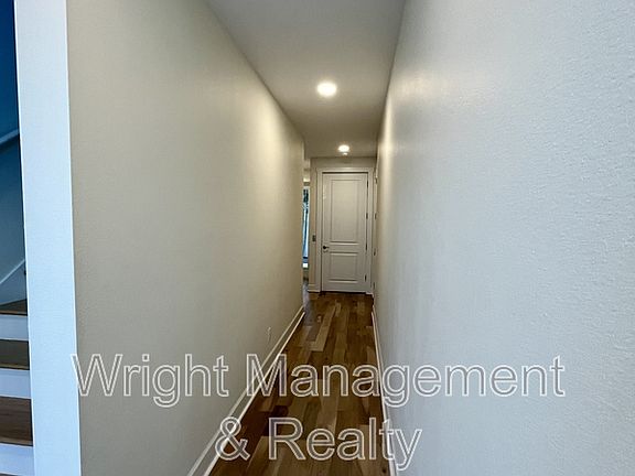 5th image of 821 Oak Bend Ln