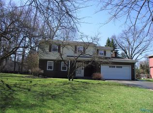 5751 Pinecroft Dr, Toledo, OH 43615