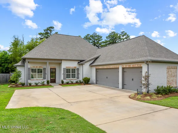 123 Freeland Ln, Clinton, MS 39056