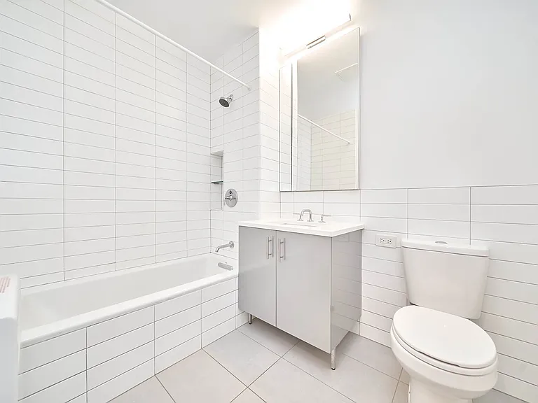 531 Myrtle Ave #4BB — Photo 6