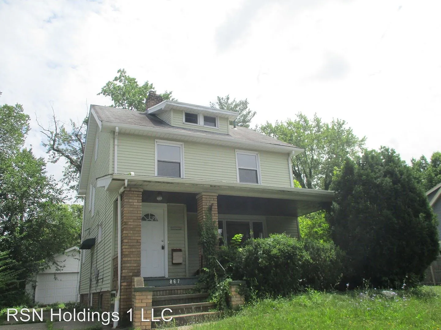 867 Greyton Rd photo 1